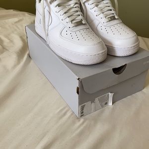 Nike Air Force 1 white